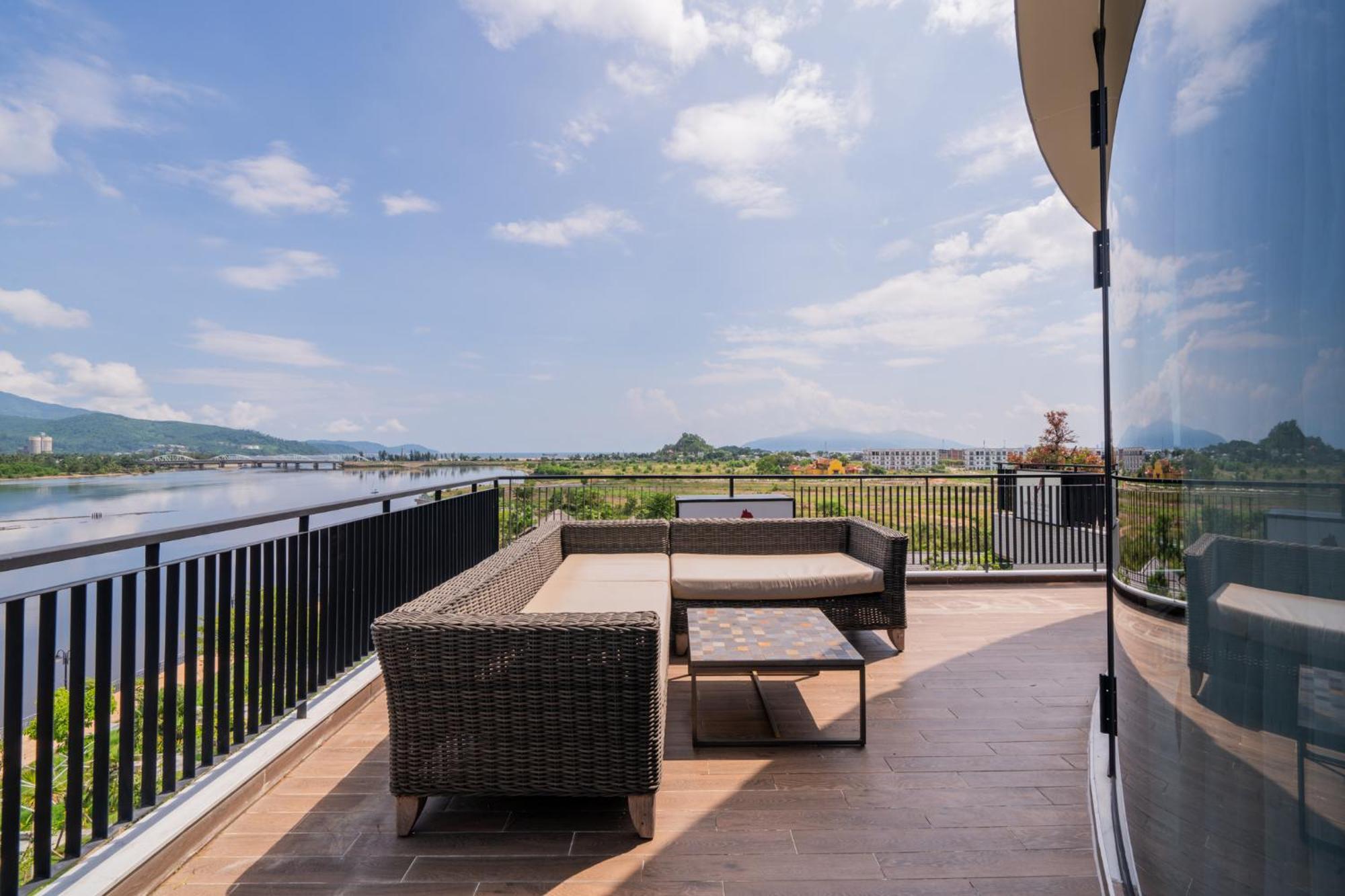 Cami Riverside Resort Дананг Экстерьер фото
