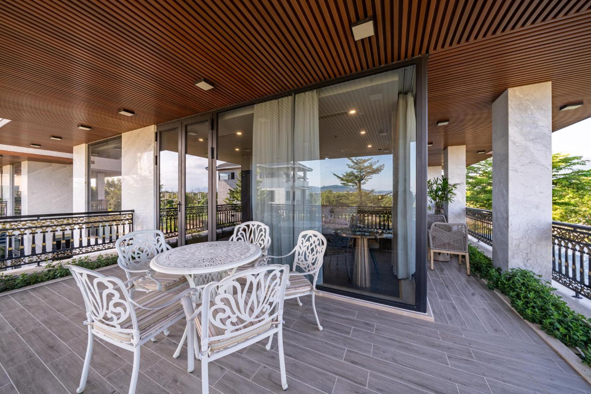 Cami Riverside Resort Дананг Экстерьер фото