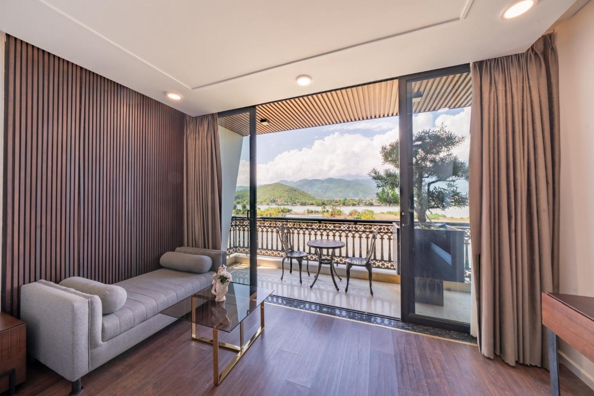 Cami Riverside Resort Дананг Экстерьер фото