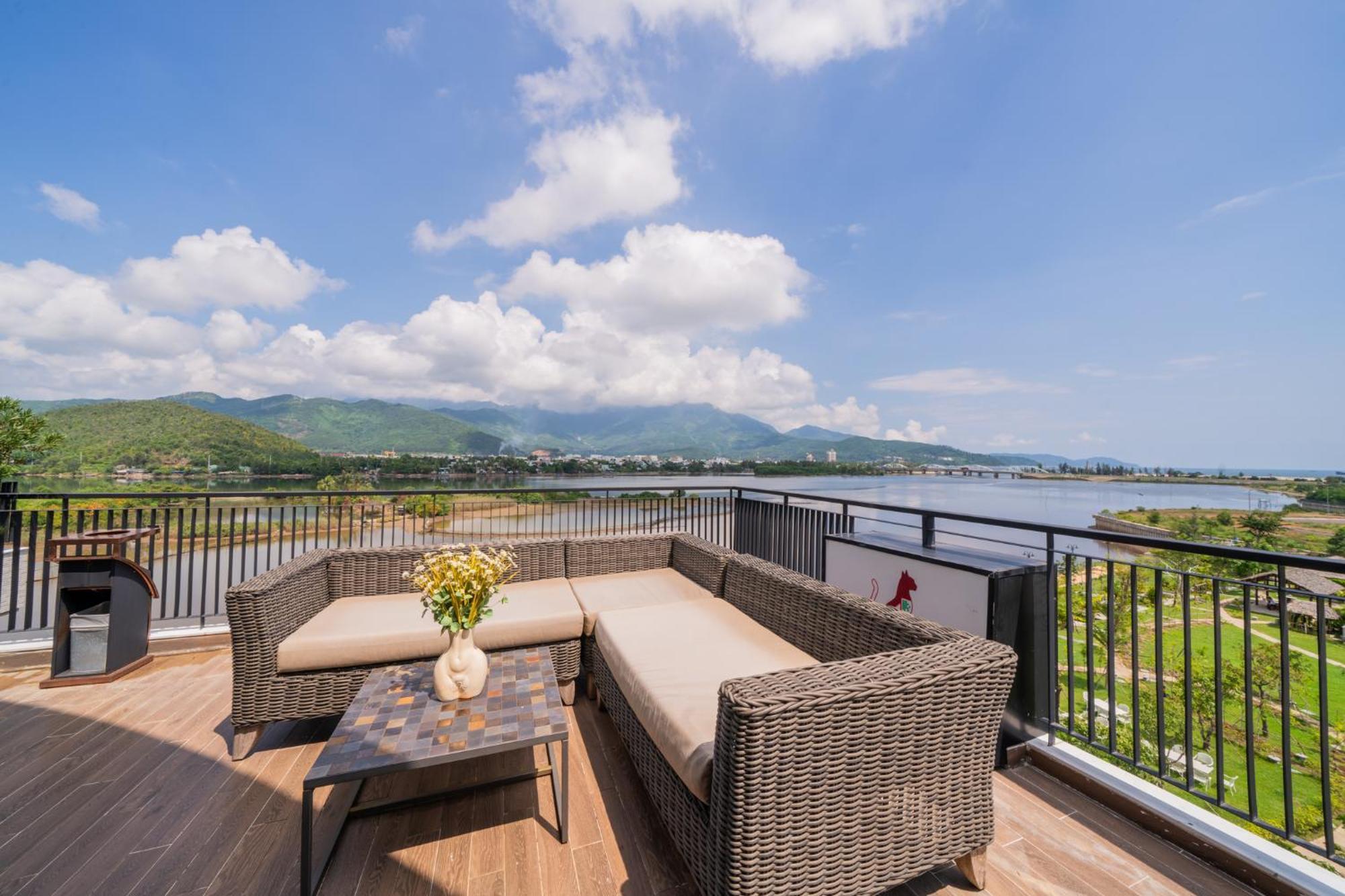 Cami Riverside Resort Дананг Экстерьер фото